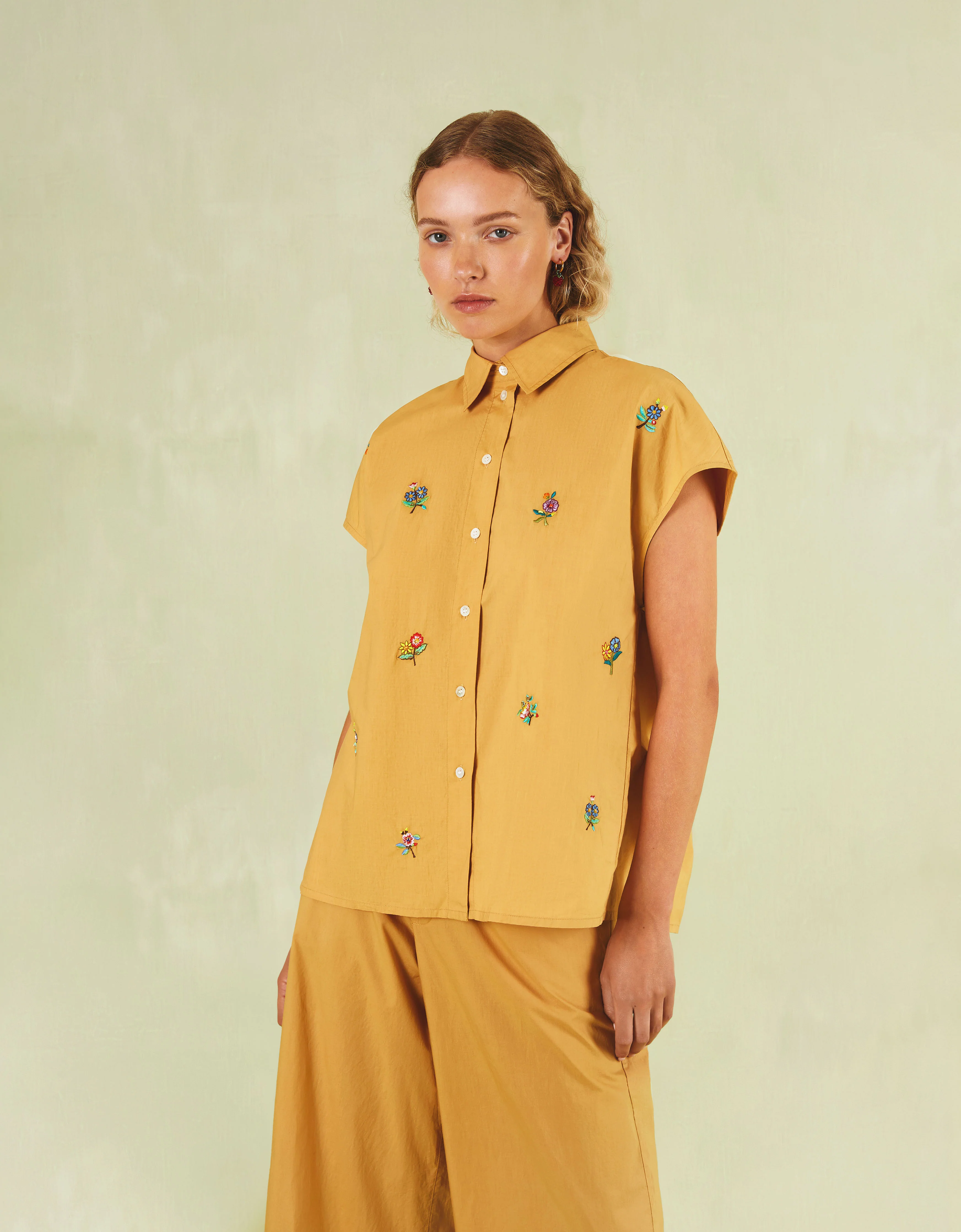 Banana Blouse - Image 2