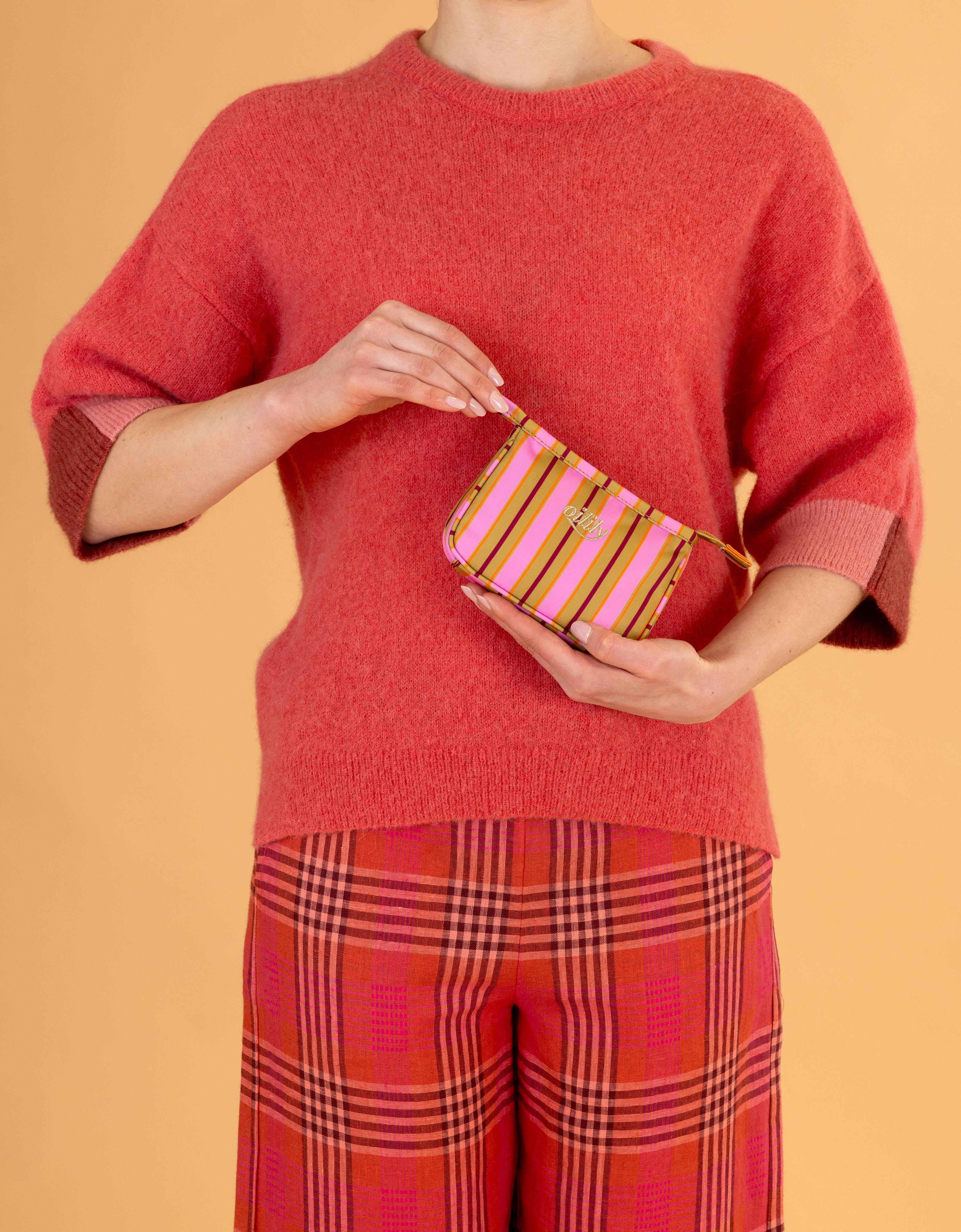 Cam Cosmetic Bag - Image 2